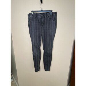 Torrid Womens Bombshell Skinny Jeans 14R Super Soft Striped Black Stretch Denim
